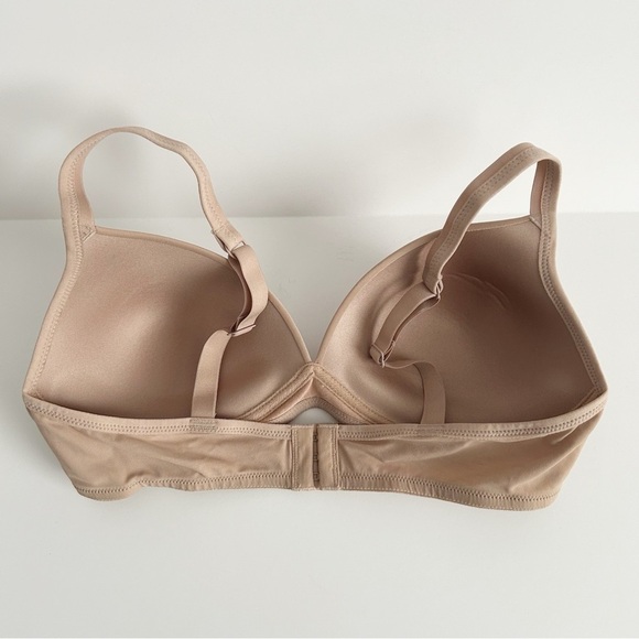 Warner’s Bra | Size 38B - Picture 2 of 3